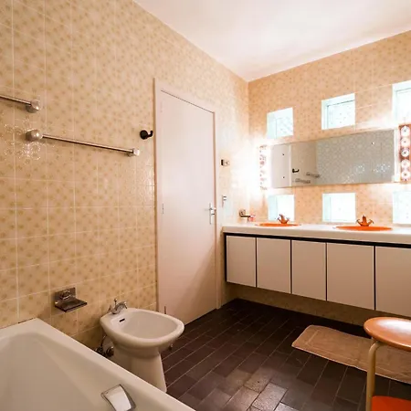 Apartment Dans De Prestige Avec Etangs Et Serre